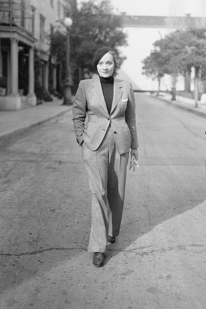 Merlene Dietrich, icono de moda, primera mujer en utilizar pantalones, hollywood, moda, fashion, PANDORASCODE